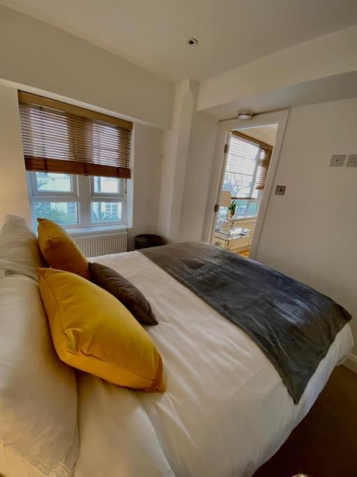 Elegant 1 Bedroom Flat Near Harrods London Exterior photo